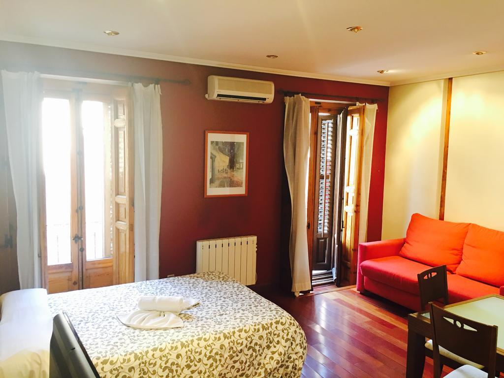 Apartamentos Good Stay Prado Мадрид Экстерьер фото