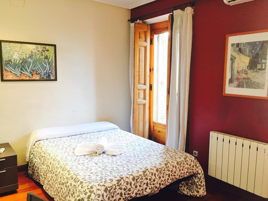 Apartamentos Good Stay Prado Мадрид Экстерьер фото