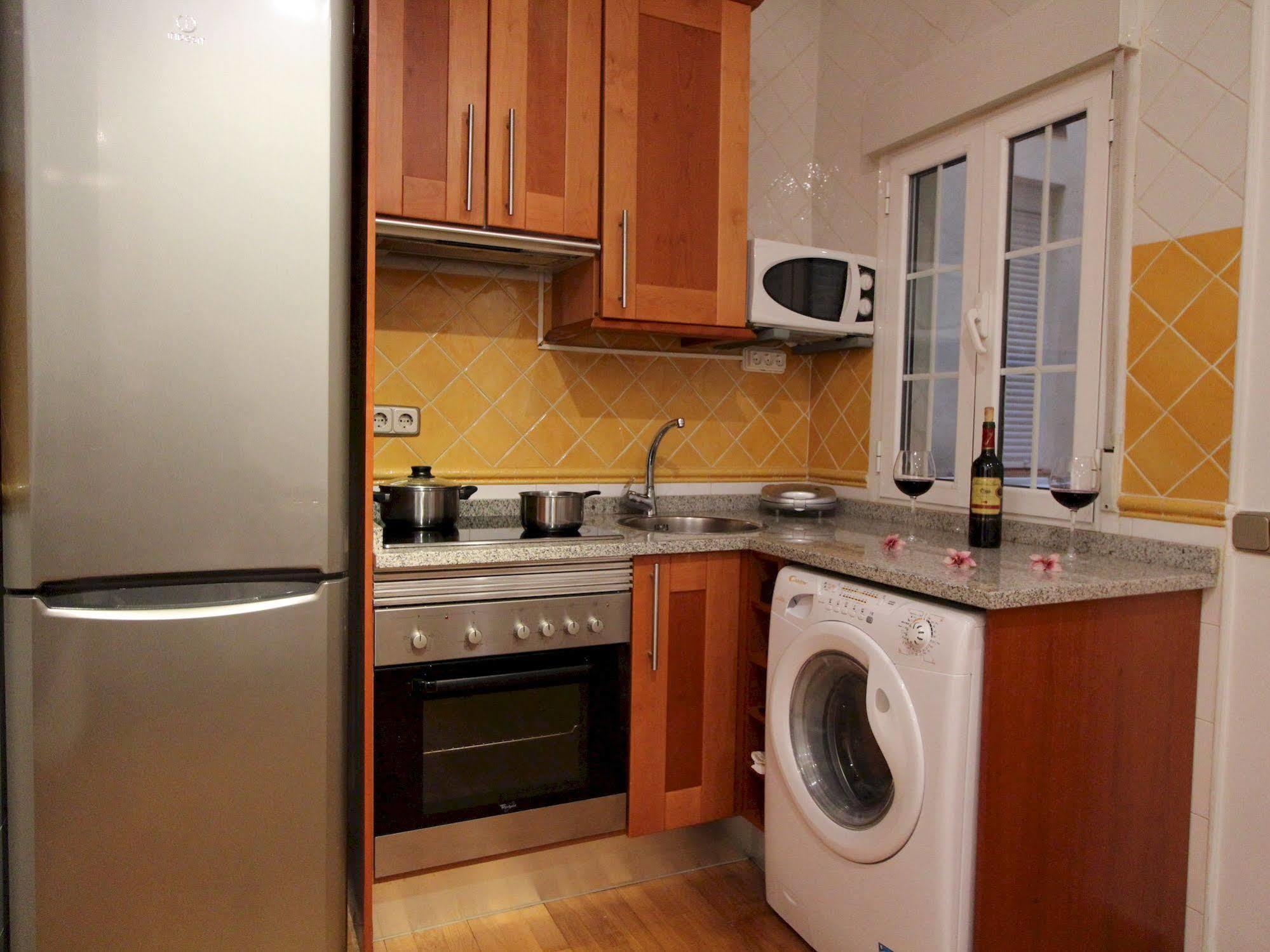 Apartamentos Good Stay Prado Мадрид Экстерьер фото